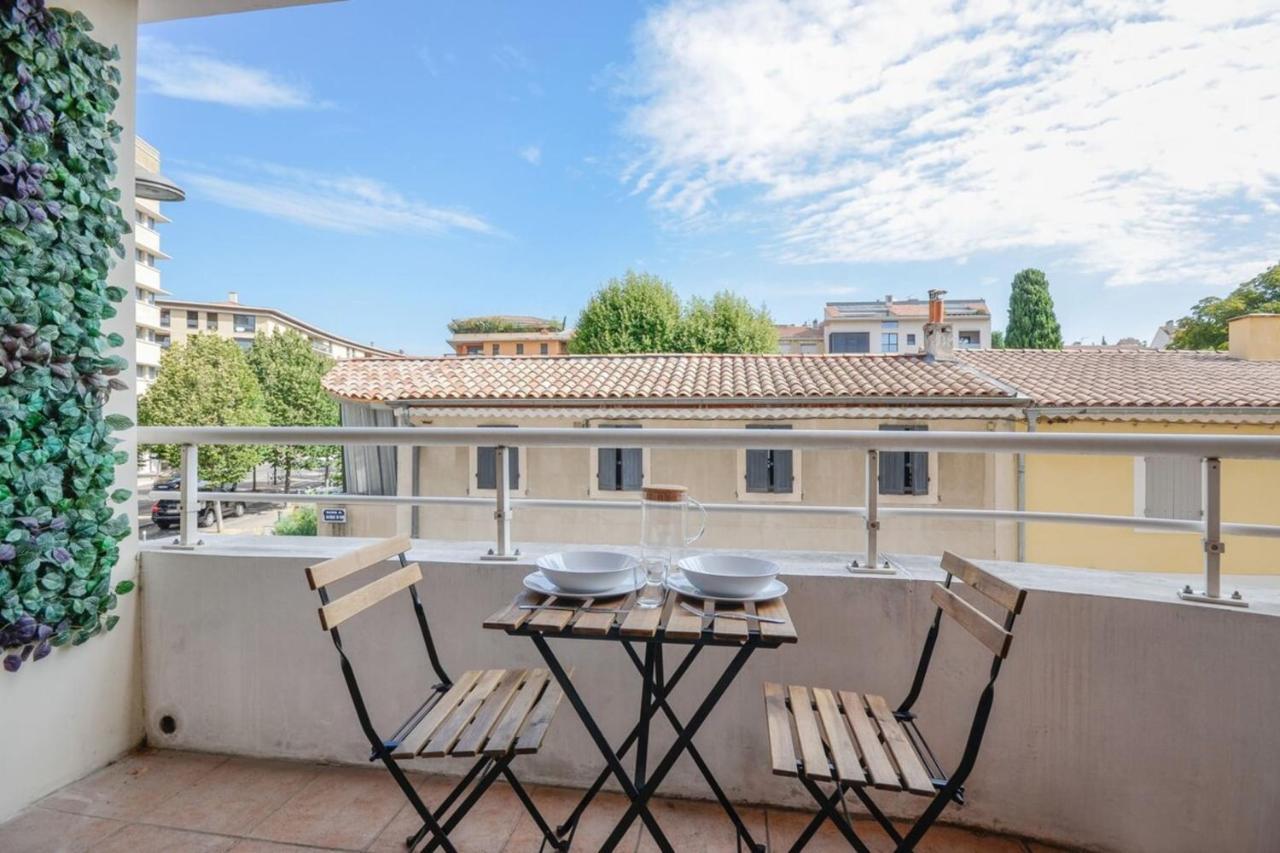 Apartamento Aigle D'Or Furnished Flat Aix-en-Provence Exterior foto